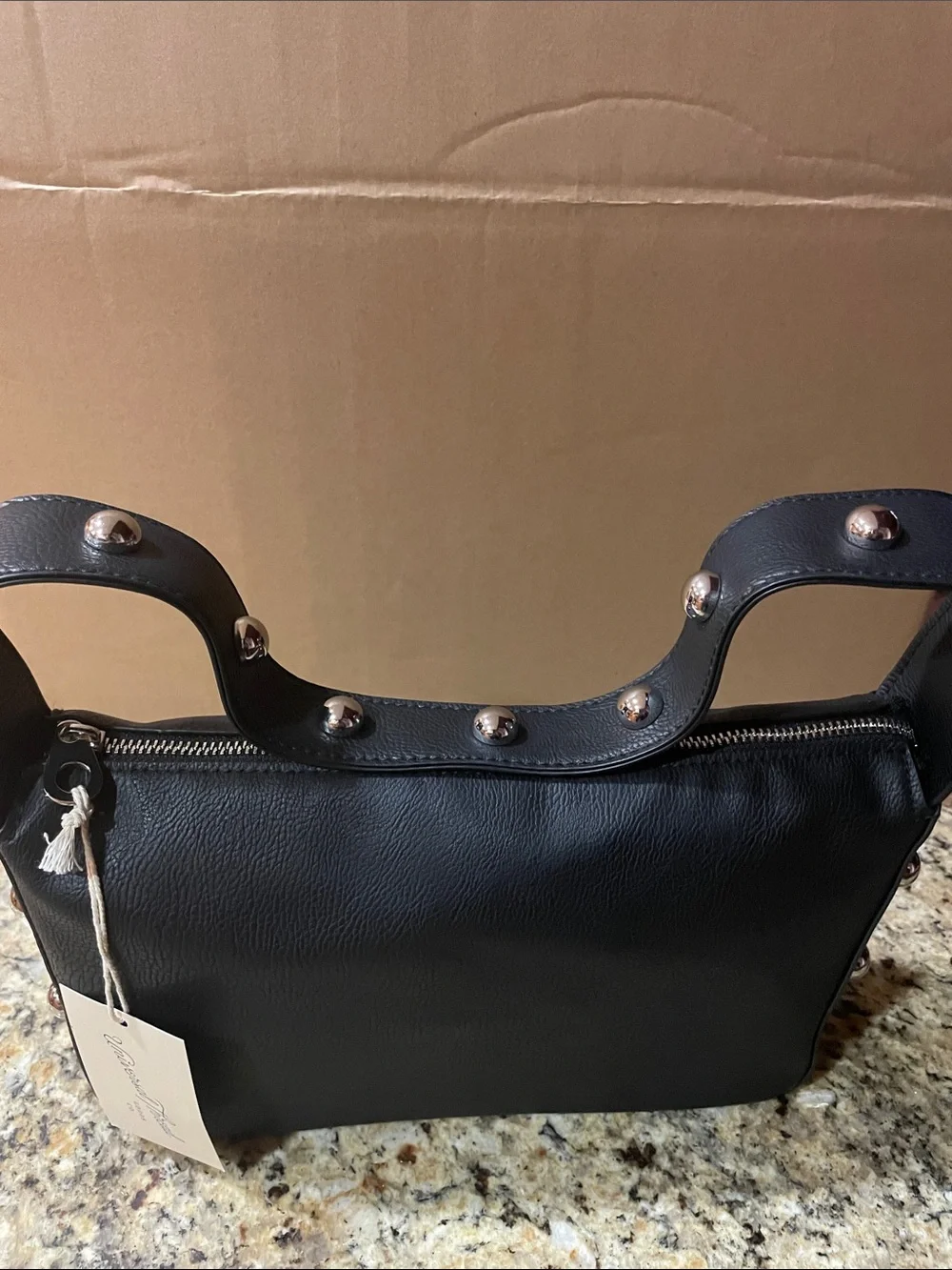 Universal Thread Black Pebbled Shoulder Bag